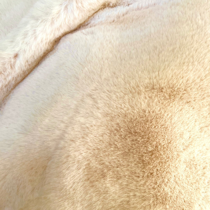 Luxe Faux Fur Throw Blanket in Toasted Almond