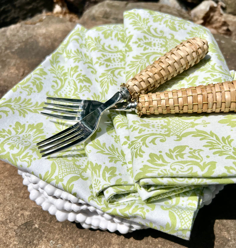Vintage Napkins in Green & White Damask Set of 4 – DOVECOTE