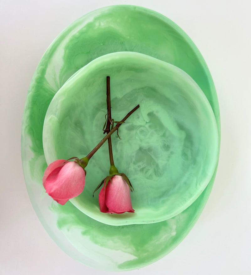 Spring Green Resin Bowl with Wavy Edge