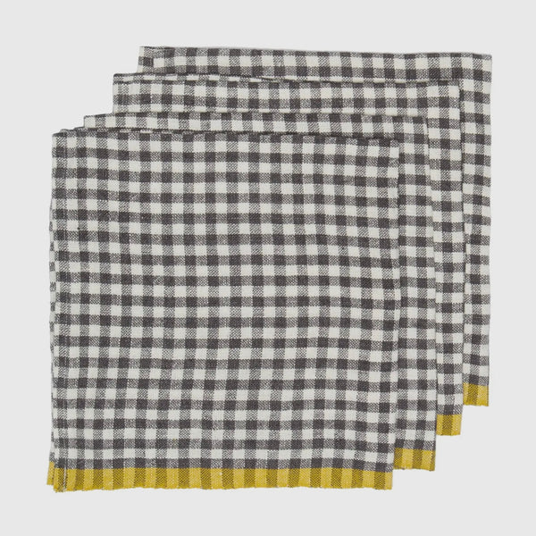 Linen napkins in gingham 