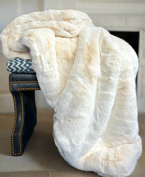 Faux fur throw blanket 