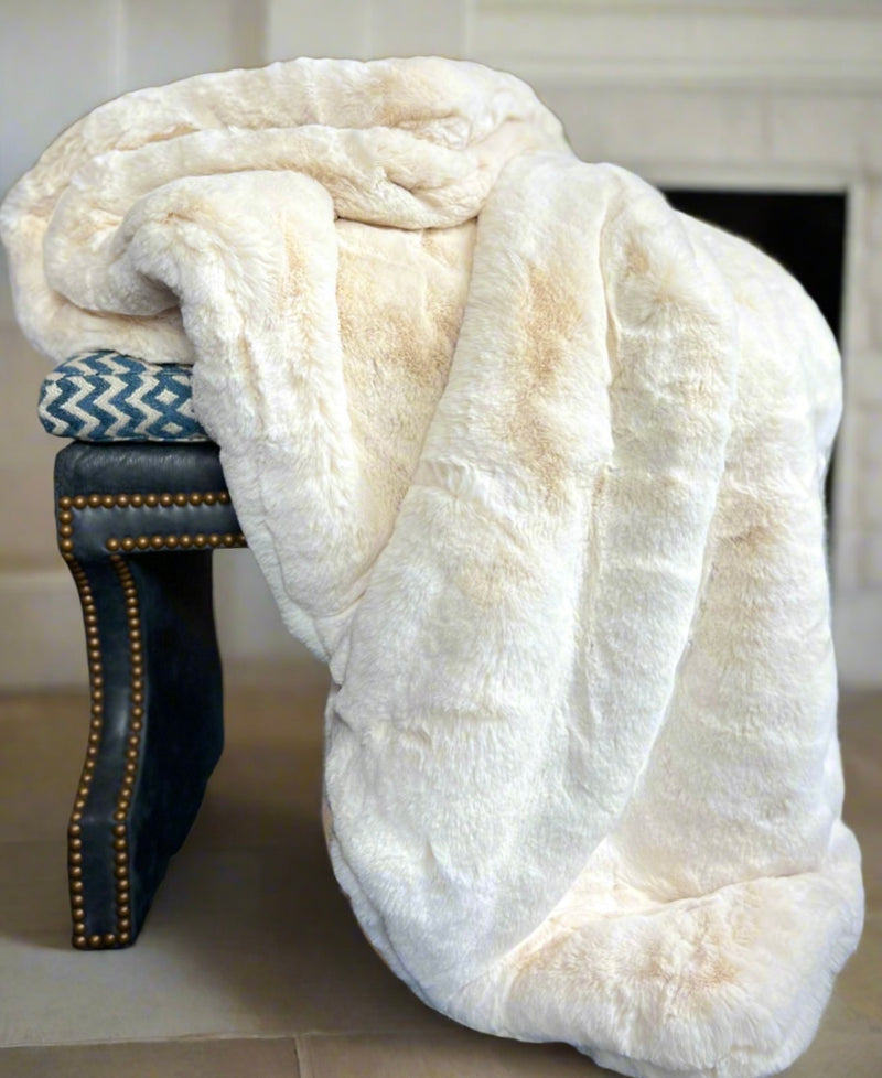 Faux fur throw blanket 