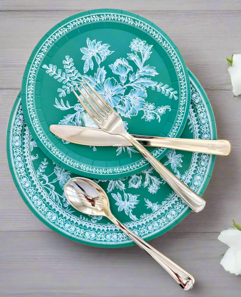 Toile Paper Dinner Plates in Green