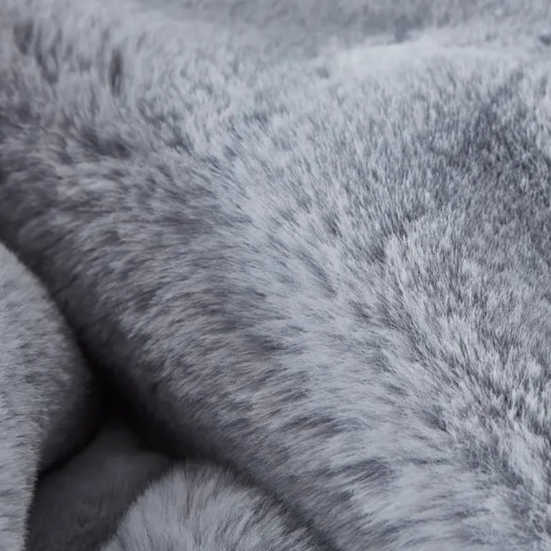 Luxe Faux Fur Throw Blanket in Glacial Grey